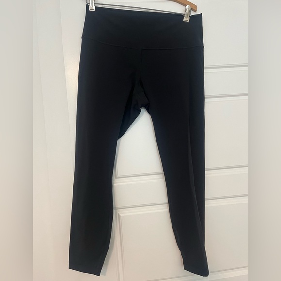 Lululemon Wunder Under leggings - Picture 2 of 2